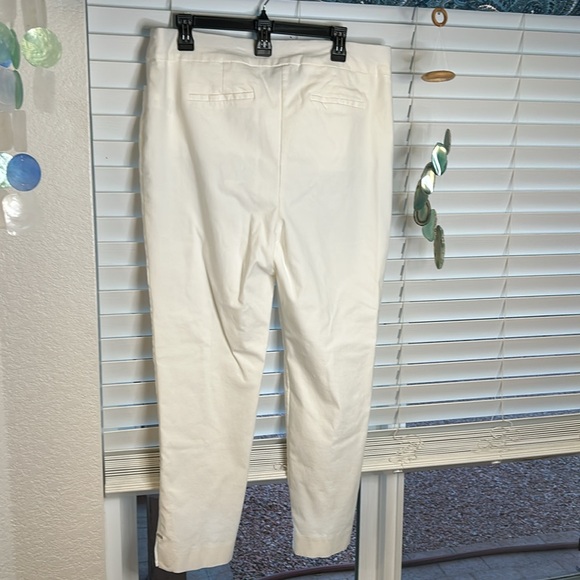 White Chico’s women’s pants size 16 (Chico’s size 3) - Picture 5 of 8